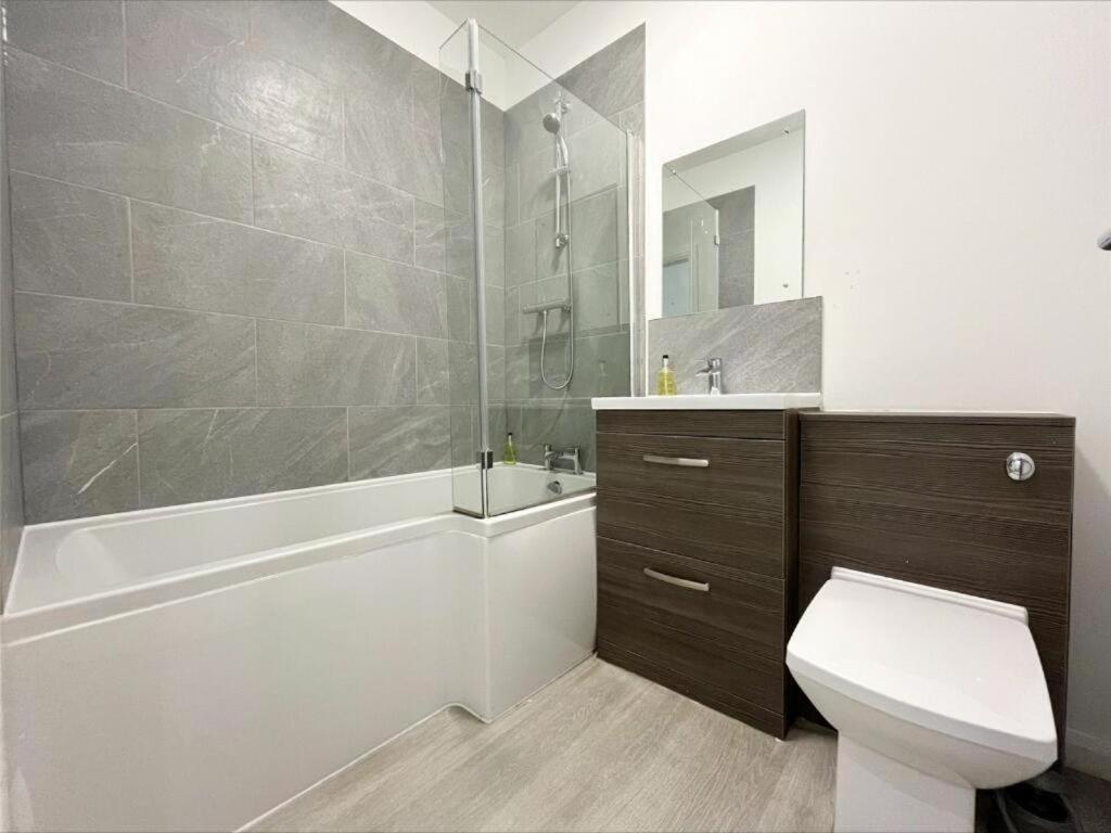 City Point Apartments Manchester Esterno foto